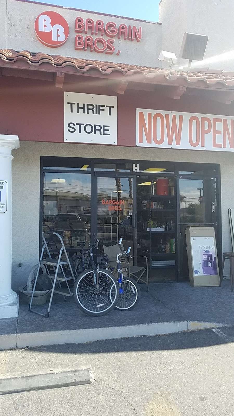Bargain Brothers | Las Vegas, NV 89120, USA