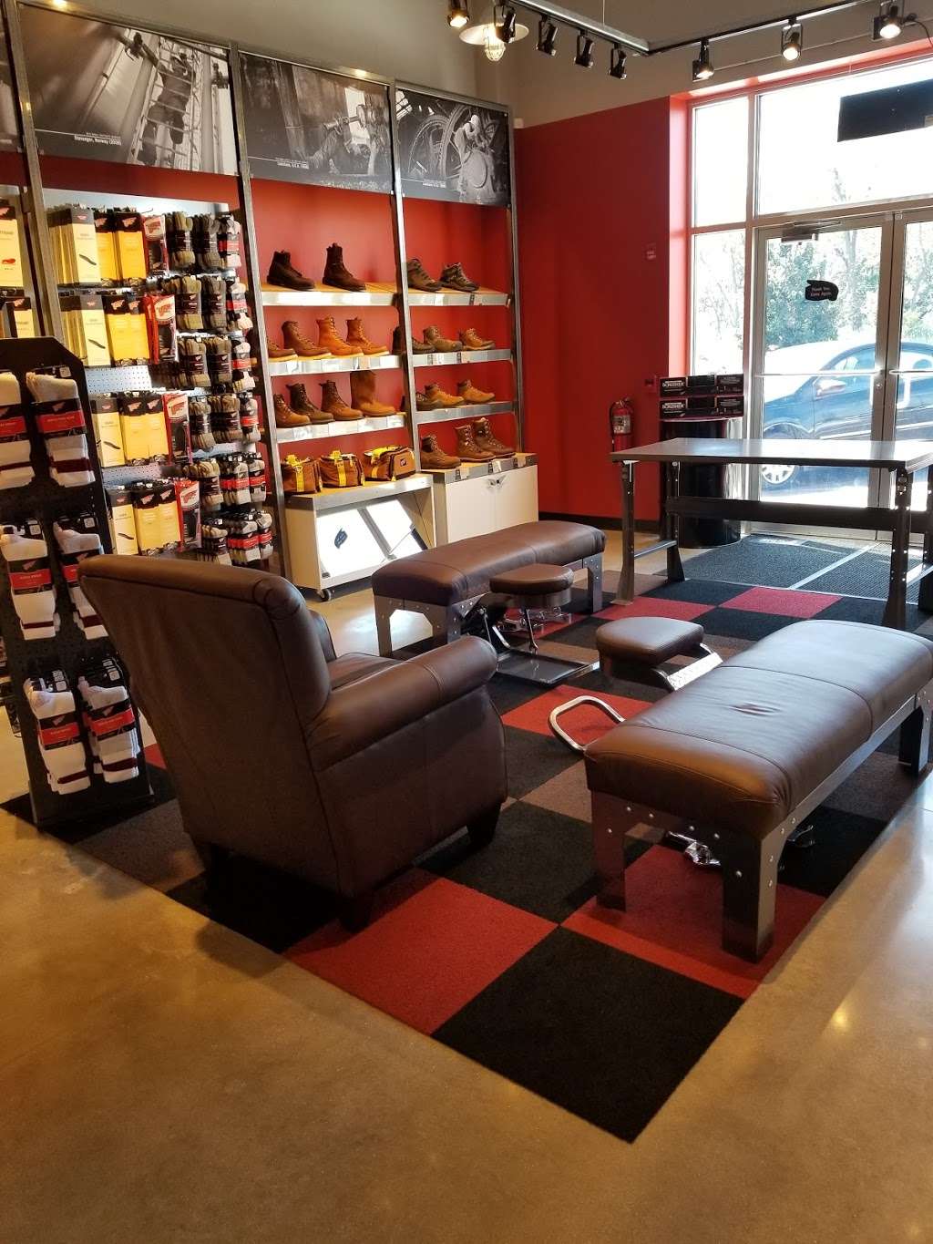 Red Wing | 7909 Indianapolis Blvd, Hammond, IN 46324, USA | Phone: (219) 803-2803