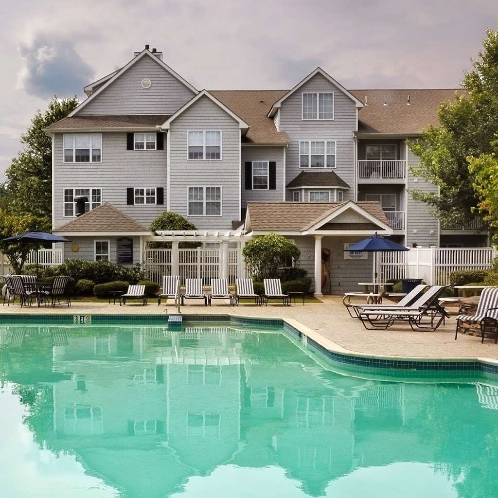 Avalon Oaks | 1 Avalon Dr, Wilmington, MA 01887 | Phone: (978) 253-5253