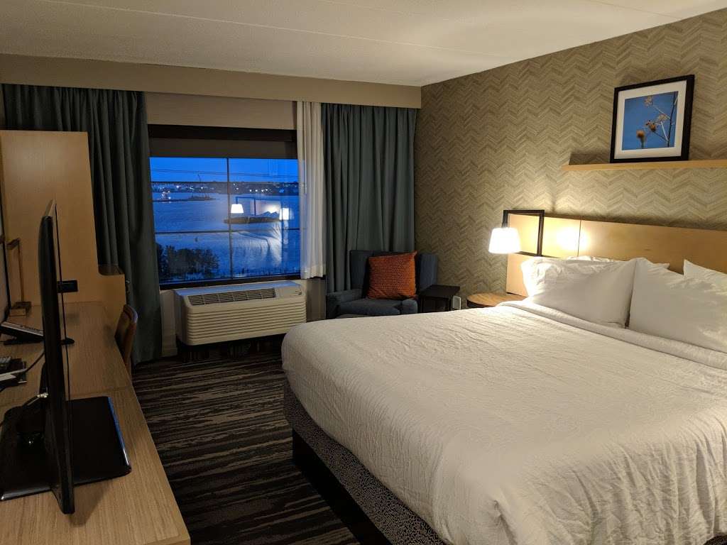 Hilton Garden Inn Providence | 220 India St, Providence, RI 02903, USA | Phone: (401) 272-5577