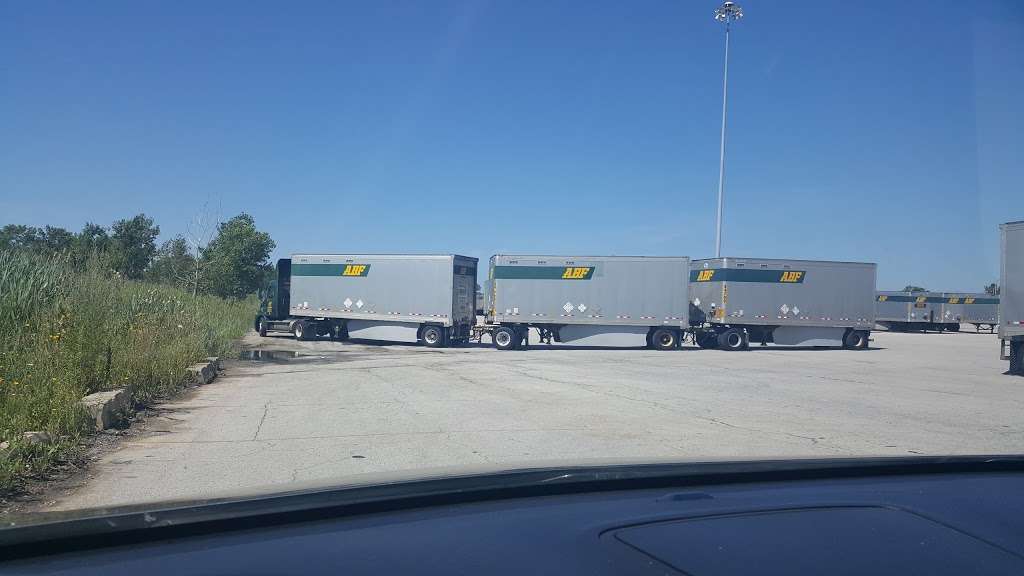 ABF Freight | 1900 Lincoln Hwy, Sauk Village, IL 60411 | Phone: (708) 757-7600