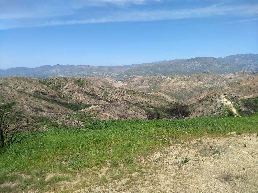 La Tuna Canyon Park | 8000 La Tuna Canyon Rd, Sun Valley, CA 91352, USA | Phone: (310) 589-3200