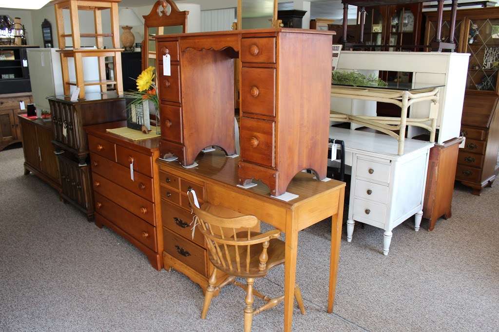 HomePlace Furniture | 839 May Post Office Rd, Strasburg, PA 17579 | Phone: (717) 947-8225