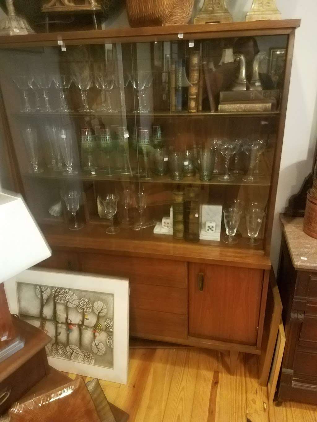 Westwood Unique Furniture, Home & Garden Decor | 13554 Triadelphia Rd, Ellicott City, MD 21042, USA | Phone: (410) 531-4831