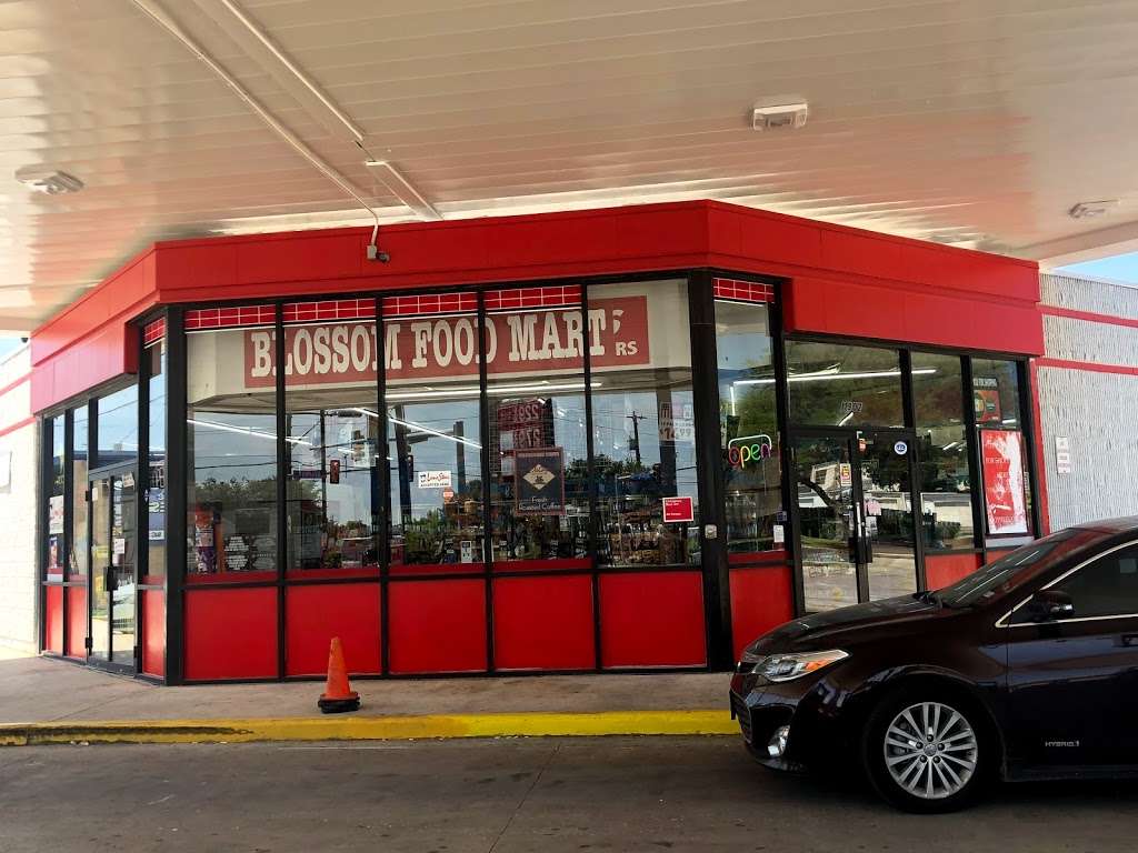 Blossom Food Mart | 11902 Starcrest Dr, San Antonio, TX 78247, USA | Phone: (210) 600-4145