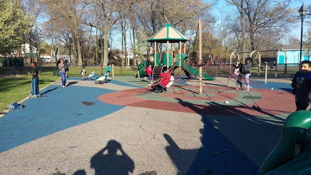 Freeport Northeast Park | 100 Parsons Ave, Freeport, NY 11520, USA | Phone: (516) 377-2314