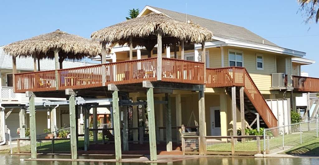 Bayside Breeze Vacation Rental | 16511 Bahama Way #9173, Jamaica Beach, TX 77554, USA | Phone: (409) 220-0221