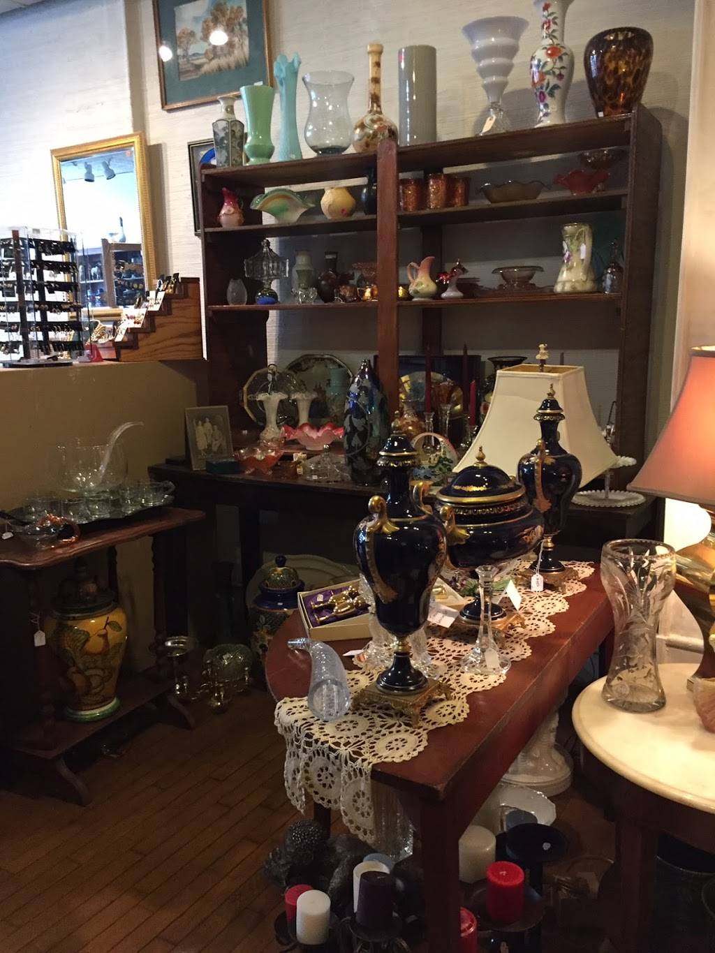 Fisher Antiques | 134 E Main St, Midway, KY 40347 | Phone: (859) 475-7440