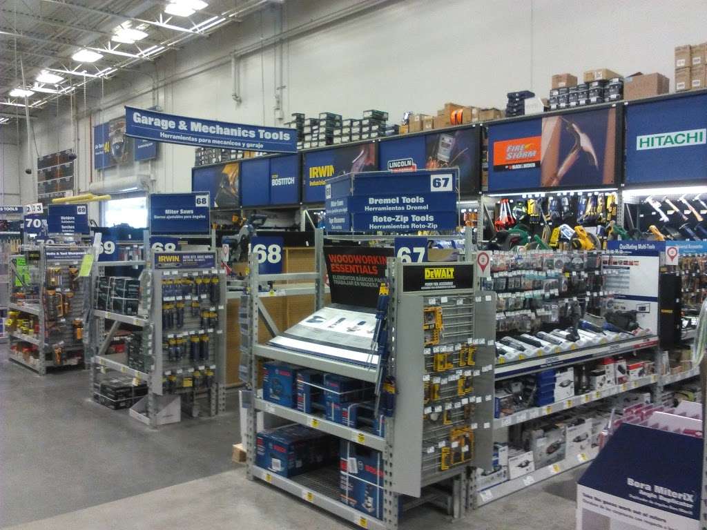 Lowes Home Improvement | 1000 Gulfgate Center Mall, Houston, TX 77087, USA | Phone: (713) 645-5550