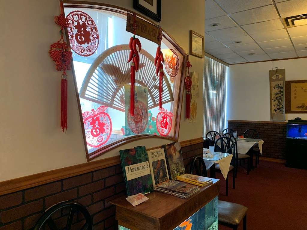 Uncle Wongs | 122 E Bluff St, Marseilles, IL 61341, USA | Phone: (815) 795-2618
