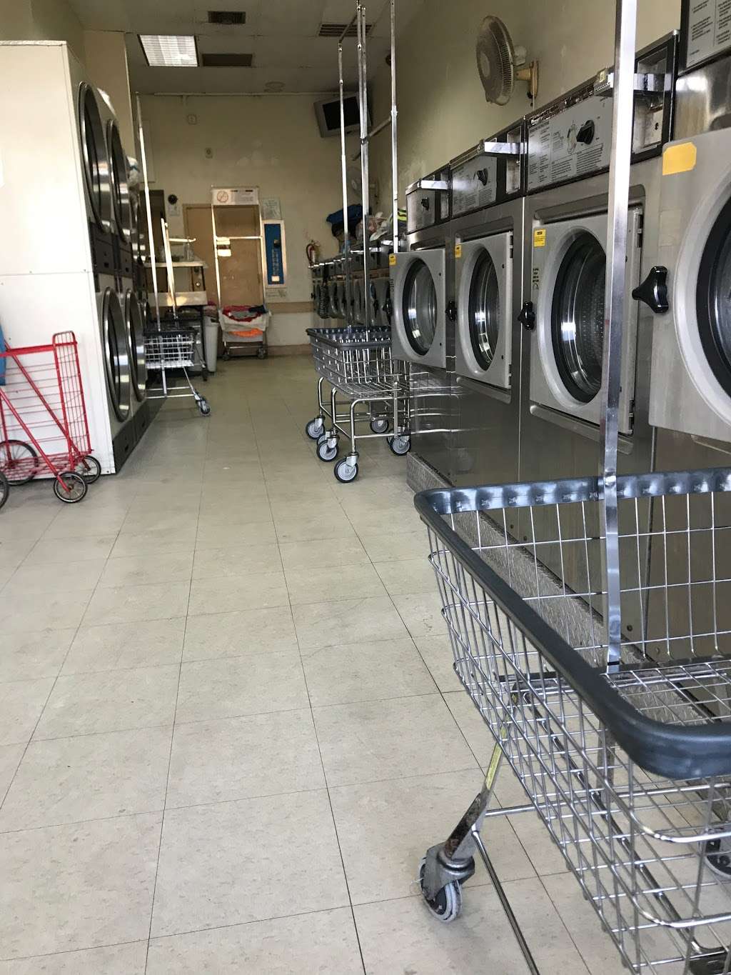 DMG Coin Laundry | 6470 W Flagler St, Miami, FL 33144, USA | Phone: (305) 260-9242