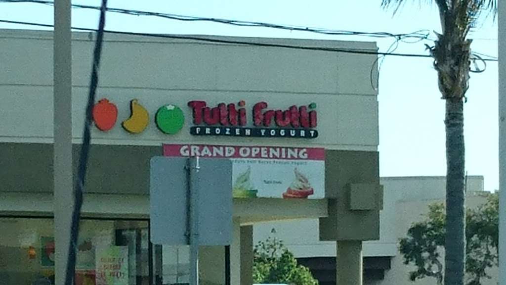 Tutti Frutti Frozen Yogurt | 710 S Harbor Blvd, Santa Ana, CA 92704