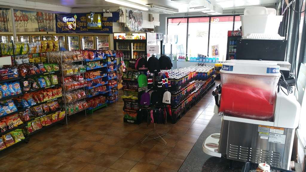 Robbins Foood & Liquors | 4005 W 135th St, Robbins, IL 60472 | Phone: (708) 389-0044