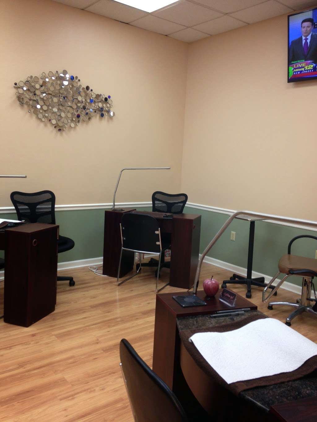 Lighten Up Salon & Spa | 100 U.S. 46, The Village Green Shopping Center, Budd Lake, NJ 07828, USA | Phone: (973) 448-9296