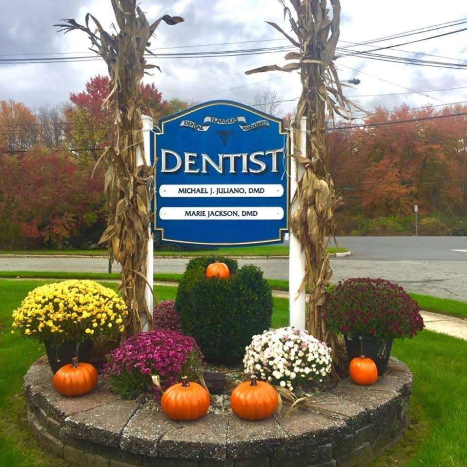 Flanders Dental Associates | 4 Deerfield Pl, Flanders, NJ 07836, USA | Phone: (973) 584-3366