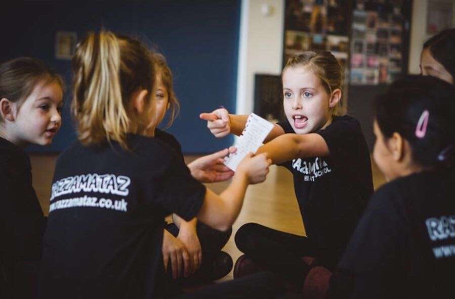 Razzamataz Theatre School Barnet | Wren Academy, Hilton Ave, London N12 9HB, UK | Phone: 01442 211780