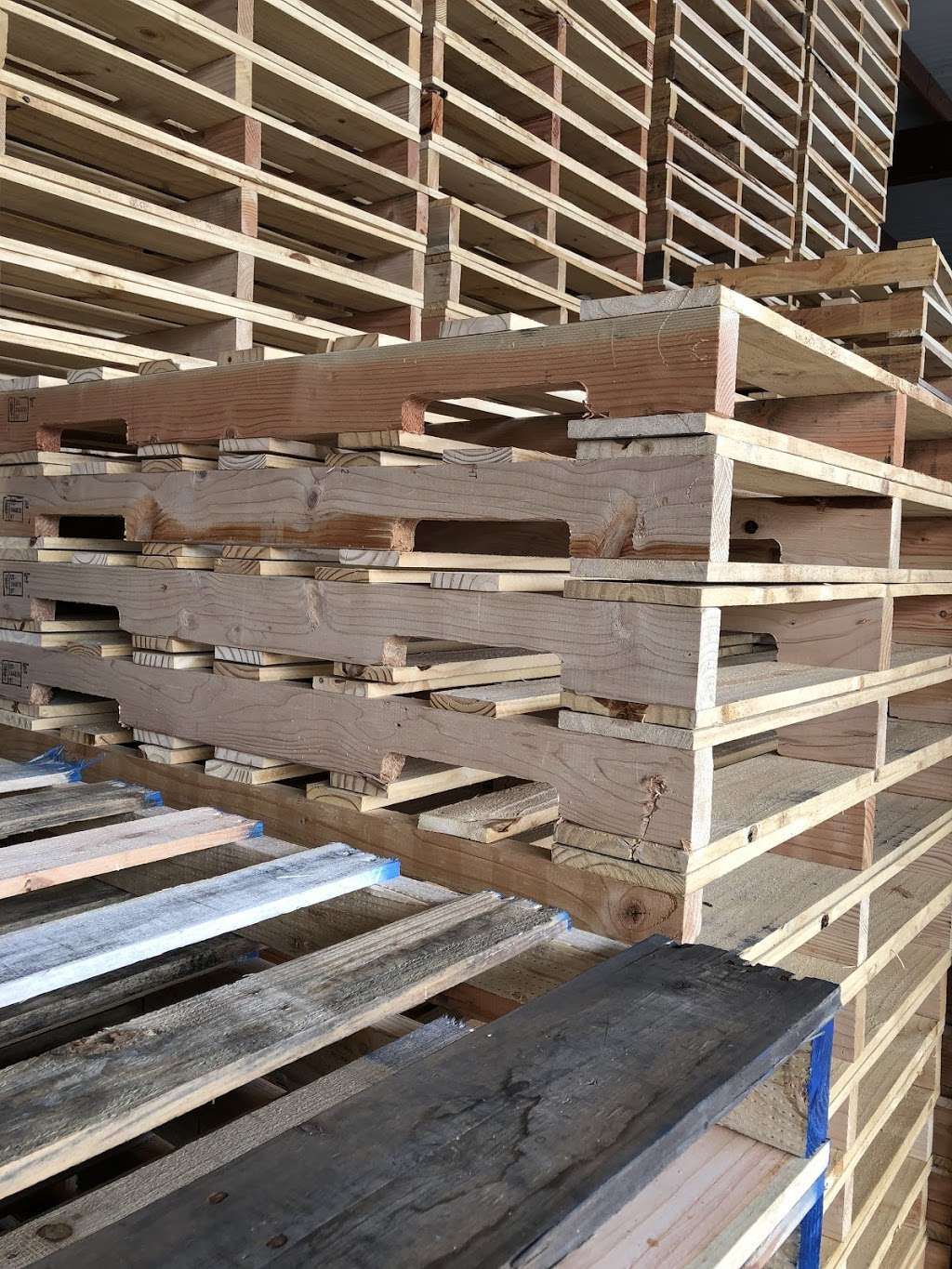 Oakland Pallet | 2500 Grant Ave, San Lorenzo, CA 94580, USA | Phone: (510) 278-1291