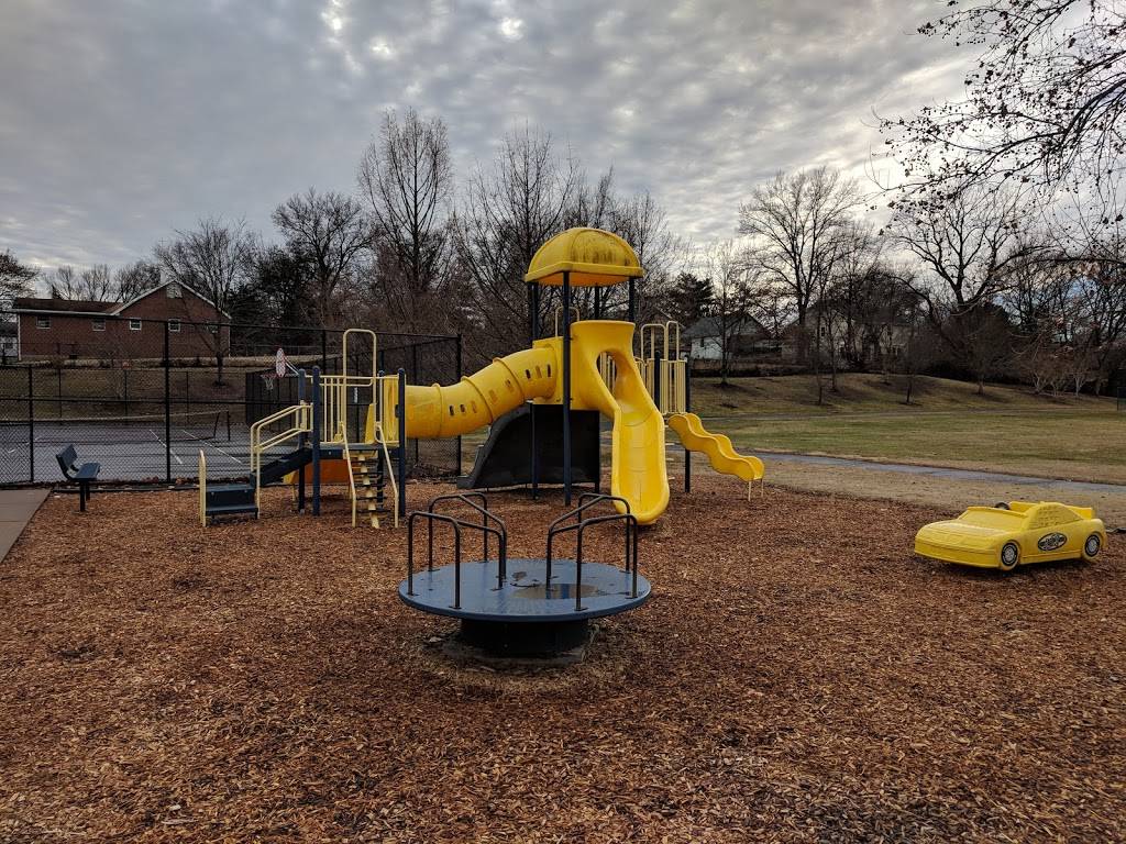 Ivory Crockett Park | 106 Almentor Ave, Webster Groves, MO 63119, USA | Phone: (314) 963-5600