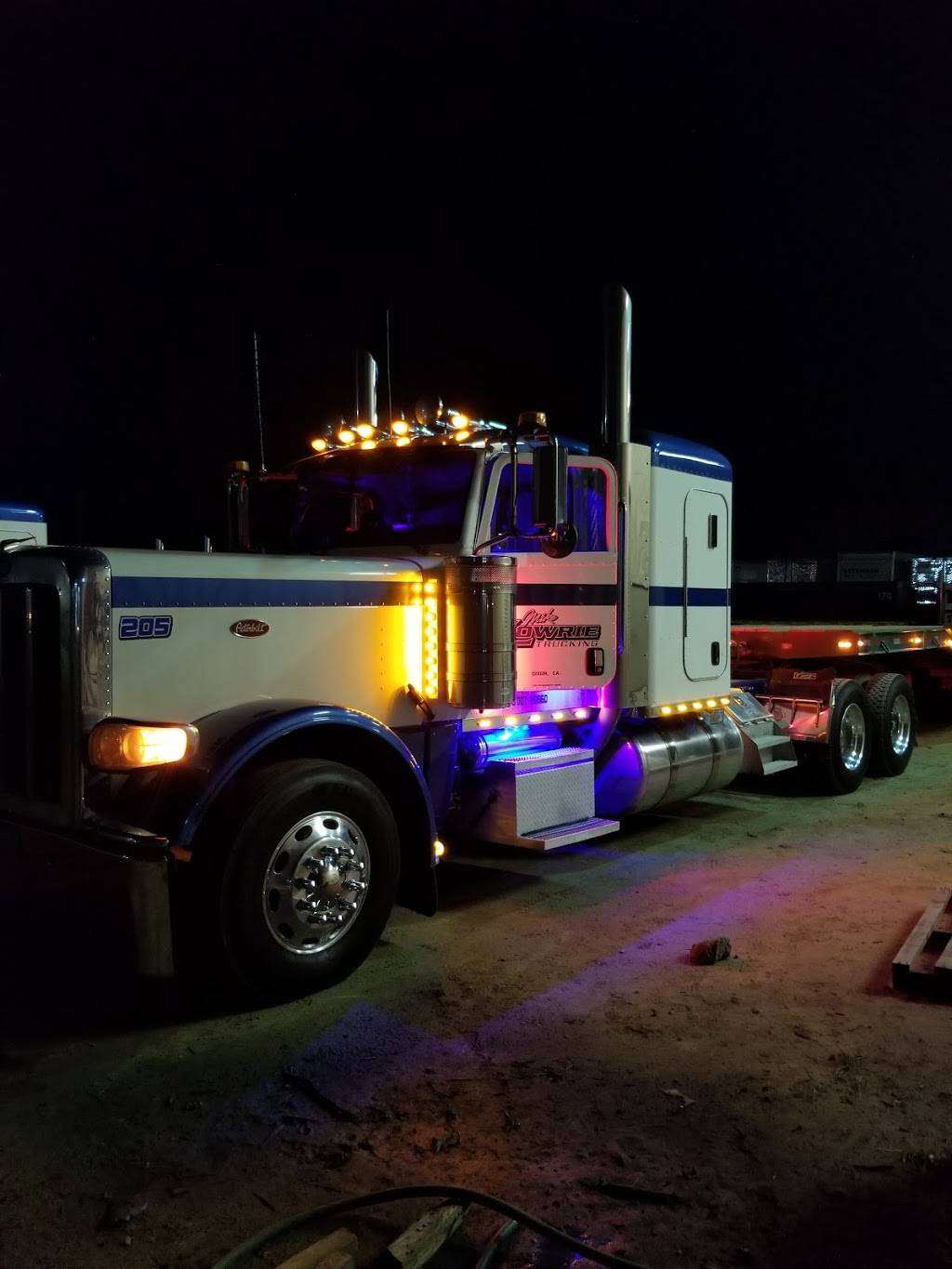 Mike Lowrie Trucking, Inc. | 647 Manwell Blvd, Bakersfield, CA 93307, USA | Phone: (661) 363-6462