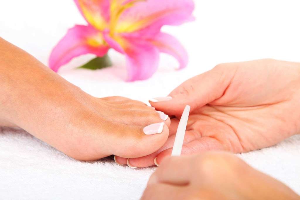 ProfessioNail and Hair Salon | 55 U.S. 9 #360, Manalapan Township, NJ 07726, USA | Phone: (732) 625-7778