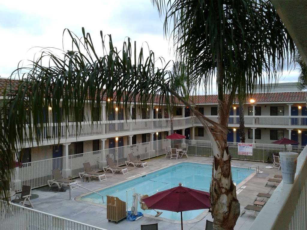 Motel 6 Carlsbad Beach | 750 Raintree Dr, Carlsbad, CA 92011, USA | Phone: (760) 431-0745