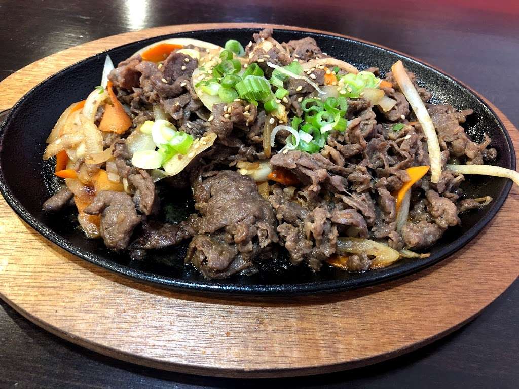 Somac Korean Fusion Bar & Grill | 24640 Southpoint Dr #130, Chantilly, VA 20152, USA | Phone: (703) 327-0300