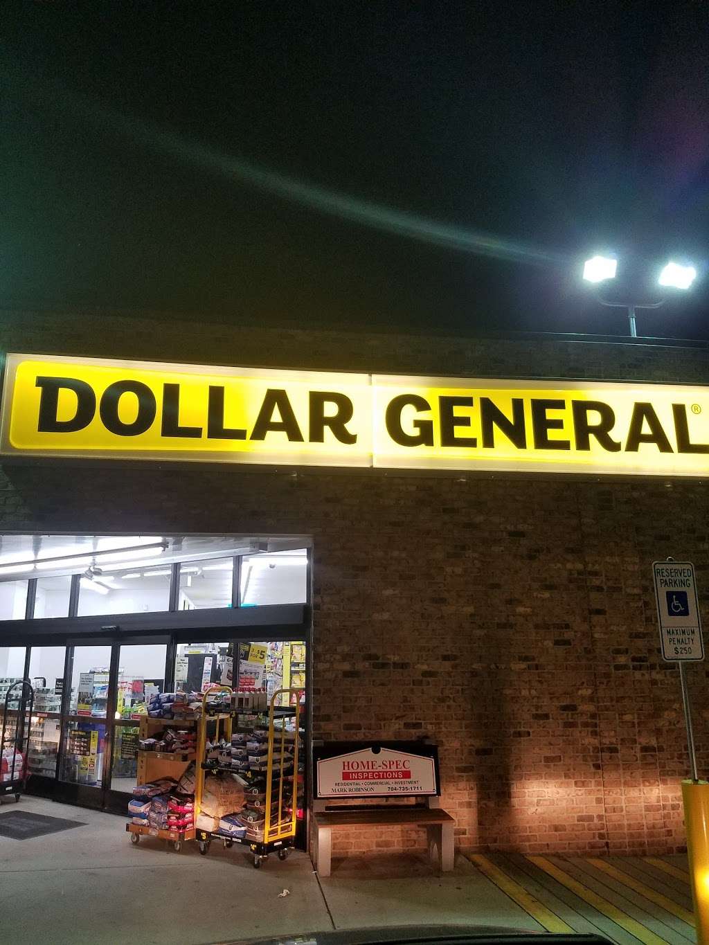 Dollar General | 2660 E Main St, Lincolnton, NC 28092, USA | Phone: (980) 281-0037