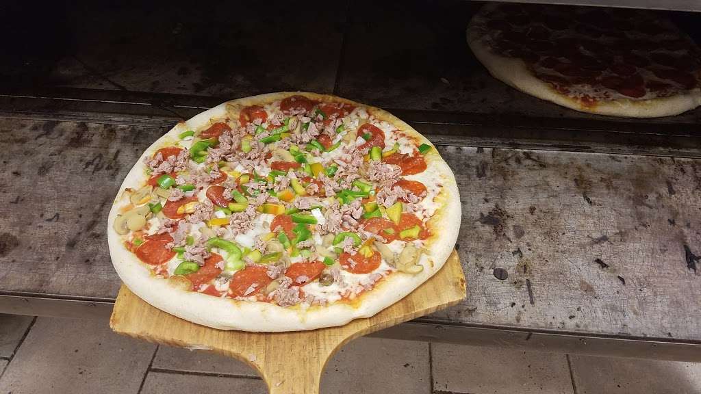 Enricos Pizza & Pasta | 19 Old York Rd, Bridgewater, NJ 08807 | Phone: (908) 541-1333