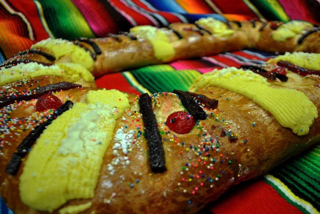 El Bolillo Bakery | 917 Southmore Ave, Pasadena, TX 77502, USA | Phone: (713) 643-2625