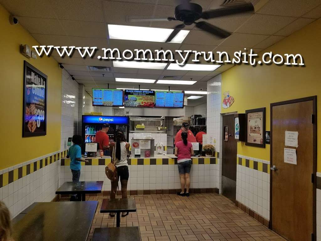 Hungry Howies Pizza | 2304 S Kirkman Rd, Orlando, FL 32811, USA | Phone: (407) 296-7070