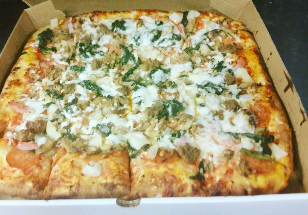 Italianas Pizza | 575 Chester Pike, Prospect Park, PA 19076 | Phone: (610) 583-2272