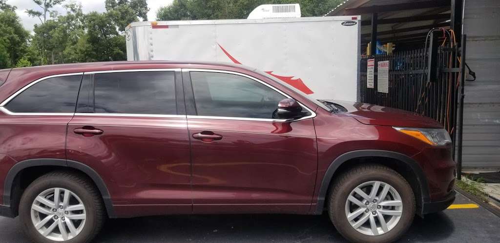 4 season window tint | 3362 US-59 S, Cleveland, TX 77327, USA