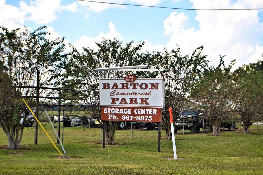 Barton Storage & Commercial Park | 1815 Thornhill Rd, Auburndale, FL 33823, USA | Phone: (863) 967-8375