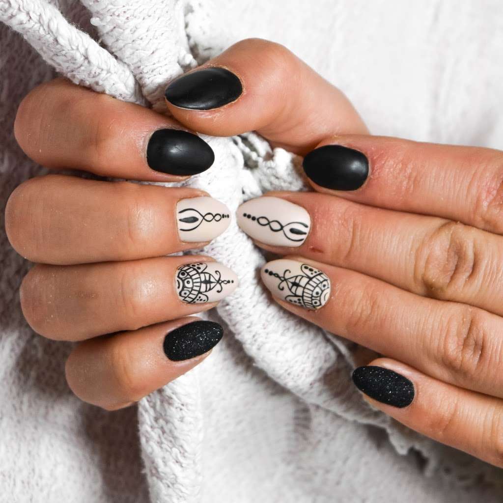 Annies Nails & Tanning Salon | 290 Larkin Dr #105, Monroe, NY 10950 | Phone: (845) 783-9053