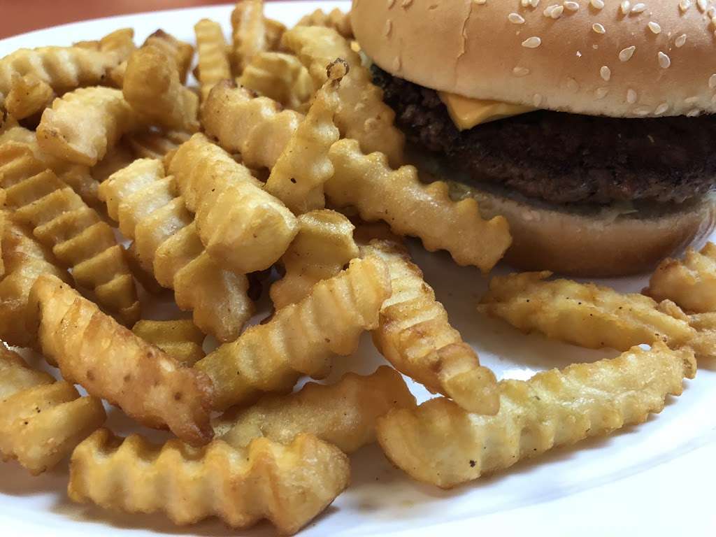 Lews Drive In | 1105 N Washington Ave, Batavia, IL 60510 | Phone: (630) 879-0729