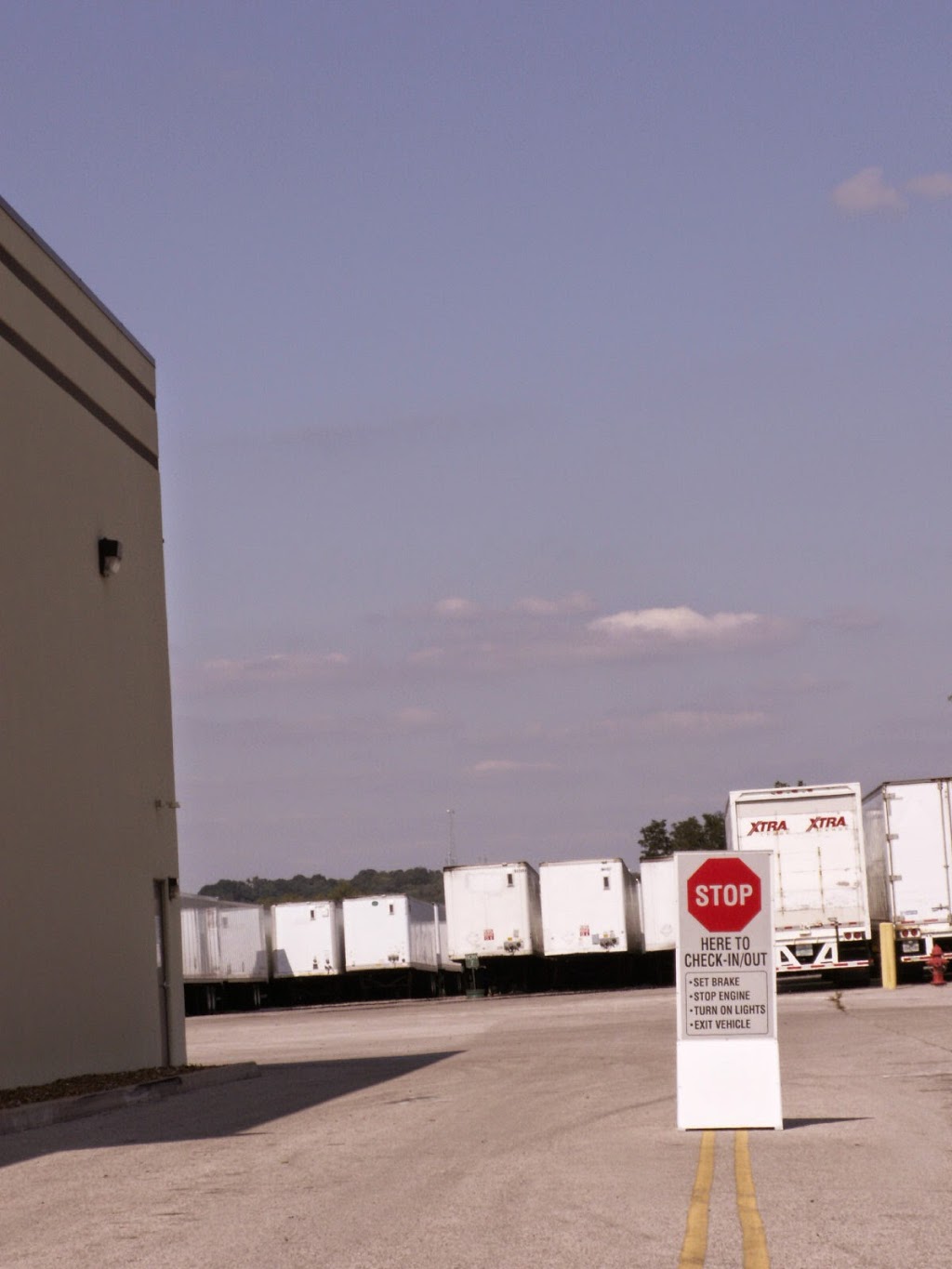 XTRA Lease St. Louis Trailer Rental | 1632 Park 370 Ct, Hazelwood, MO 63042, USA | Phone: (314) 209-0504