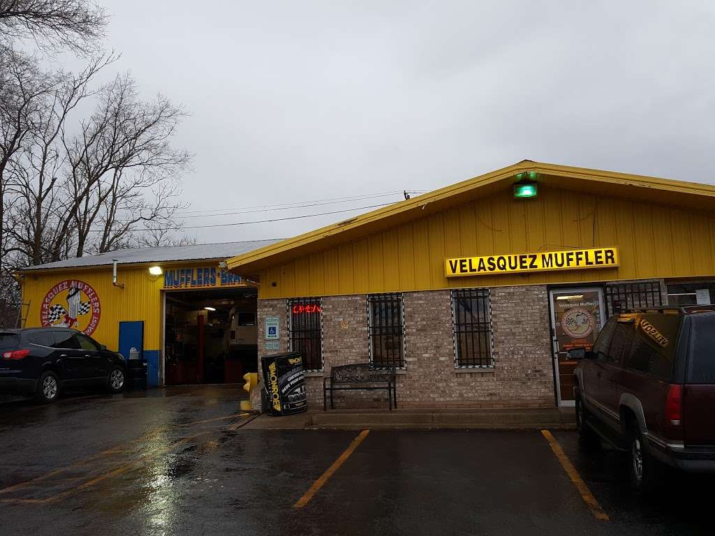 Velasquez Mufflers For Less | 1915 Broadway St, Crest Hill, IL 60403, USA | Phone: (815) 722-3030