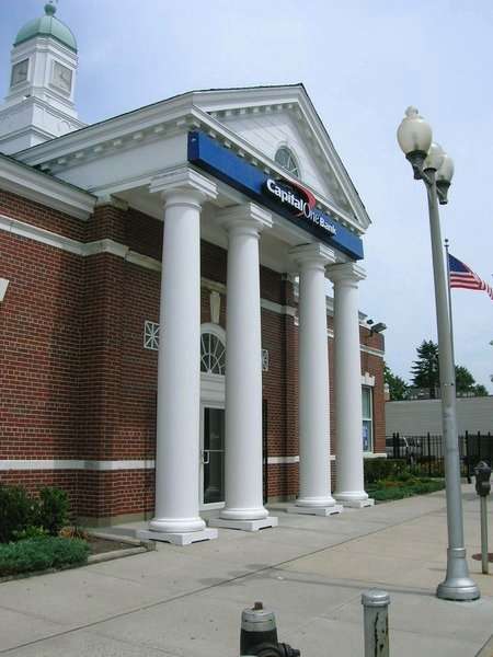 Capital One Bank | 257-03 Hillside Avenue, Queens, NY 11004, USA | Phone: (718) 831-5590