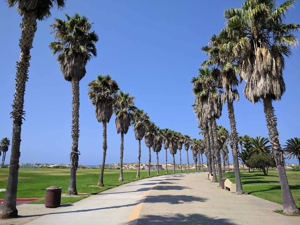 Oxnard Beach Park | 1601 Harbor Blvd, Oxnard, CA 93035, USA