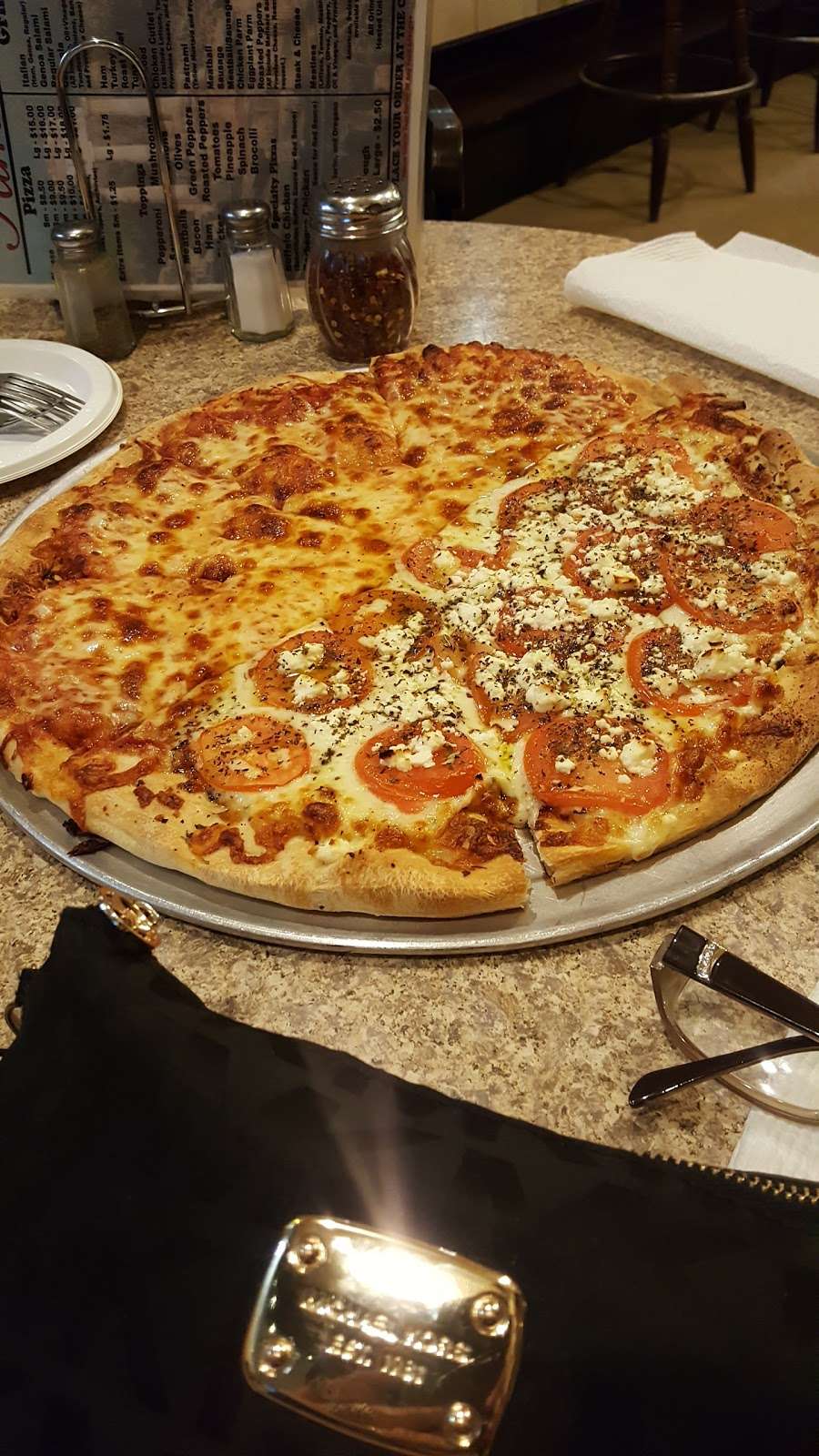 Famous Pizza | 92 Hartford Pike, North Scituate, RI 02857 | Phone: (401) 934-0278