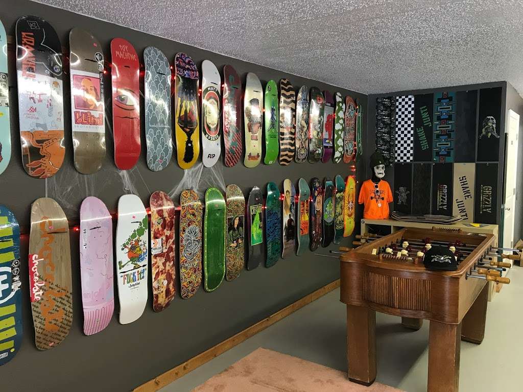 Four Wheel Skateshop | 636 S Bay St, Eustis, FL 32726, USA | Phone: (352) 551-0317