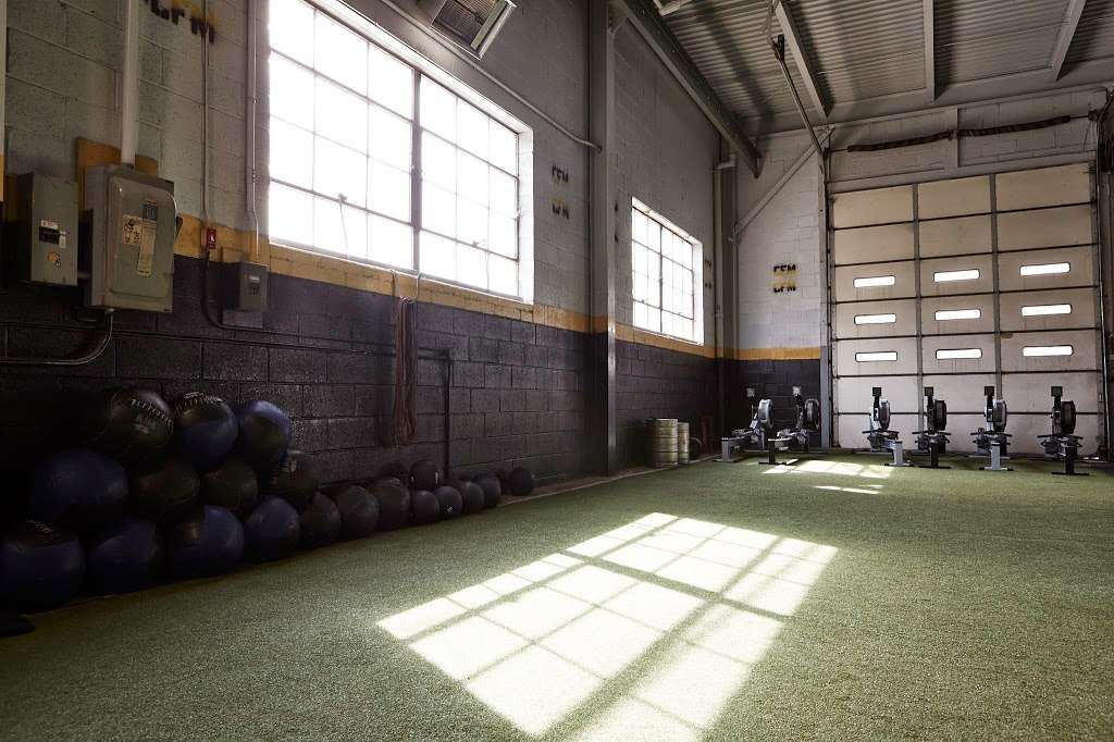 East Coast / West Coast Strength Speed & Conditioning | 645 Industrial Rd, Carlstadt, NJ 07072, USA | Phone: (201) 596-4626