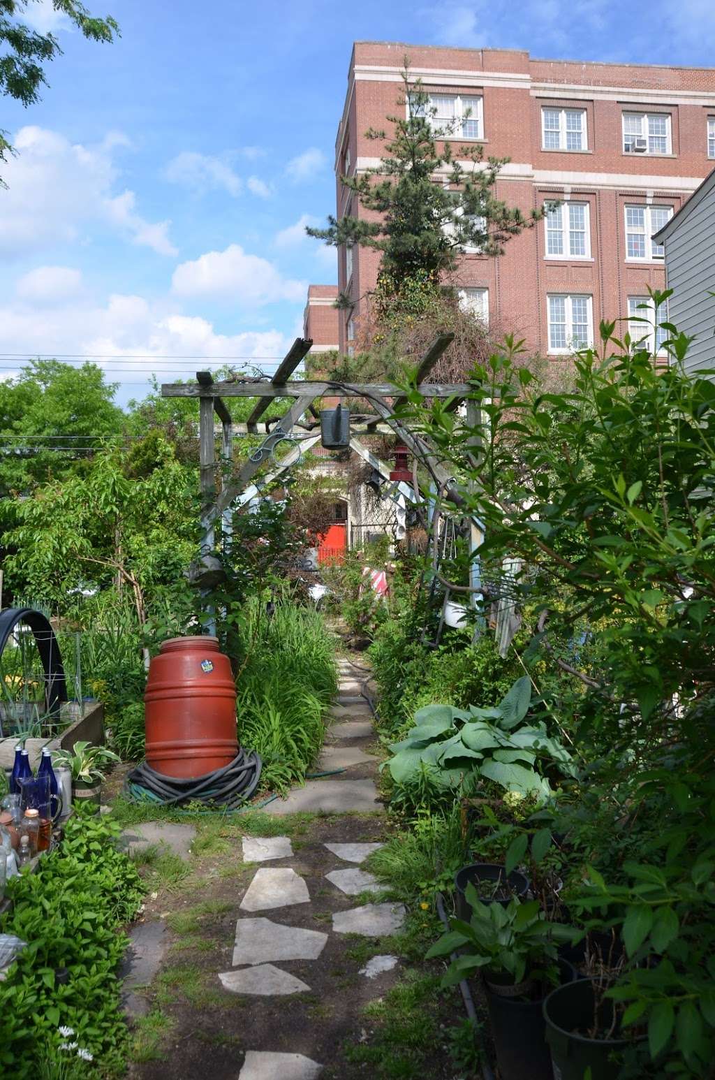 Gregorys Garden (P.S. 158 Memorial Garden) | 444 Warwick St, Brooklyn, NY 11207, USA | Phone: (347) 546-8575