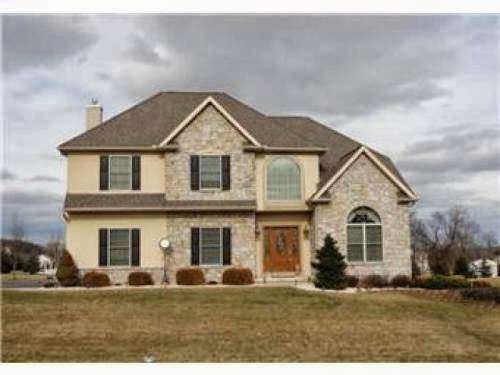 Allentown Realtors | 3812 Pheasant Hill Dr, Allentown, PA 18104, USA | Phone: (484) 626-0950