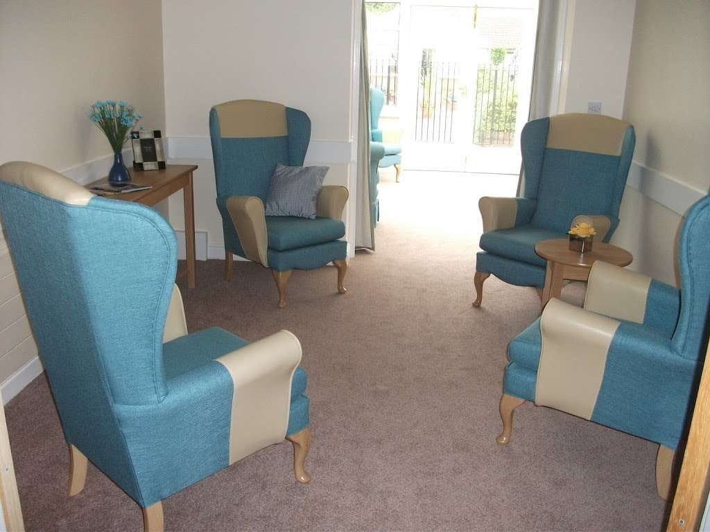 Monread Lodge Care Home | London Rd, Woolmer Green, Knebworth SG3 6HG, UK | Phone: 01438 518310