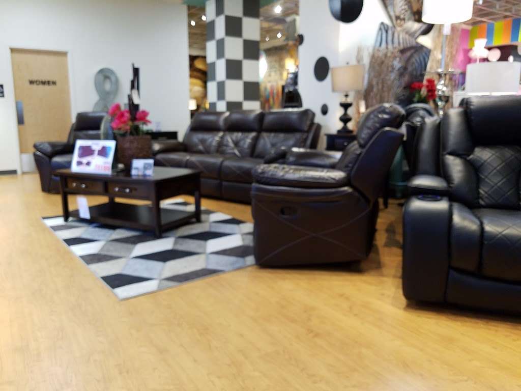 Bob’s Discount Furniture and Mattress Store | 150 N, NJ-17, Paramus, NJ 07652, USA | Phone: (201) 265-0698