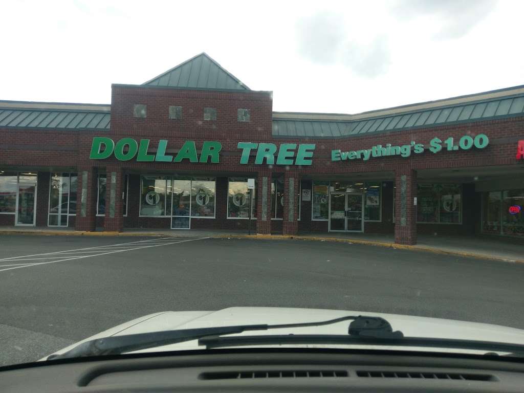 Dollar Tree | 8829 Branch Ave, Clinton, MD 20735, USA | Phone: (301) 719-1003