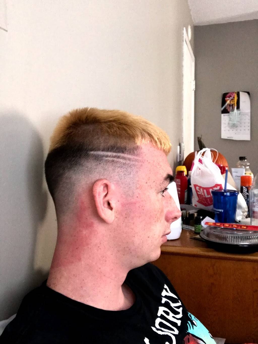 Sport Clips Haircuts of Har Mar Mall | 2100 Snelling Ave N, Roseville, MN 55113, USA | Phone: (651) 340-0819