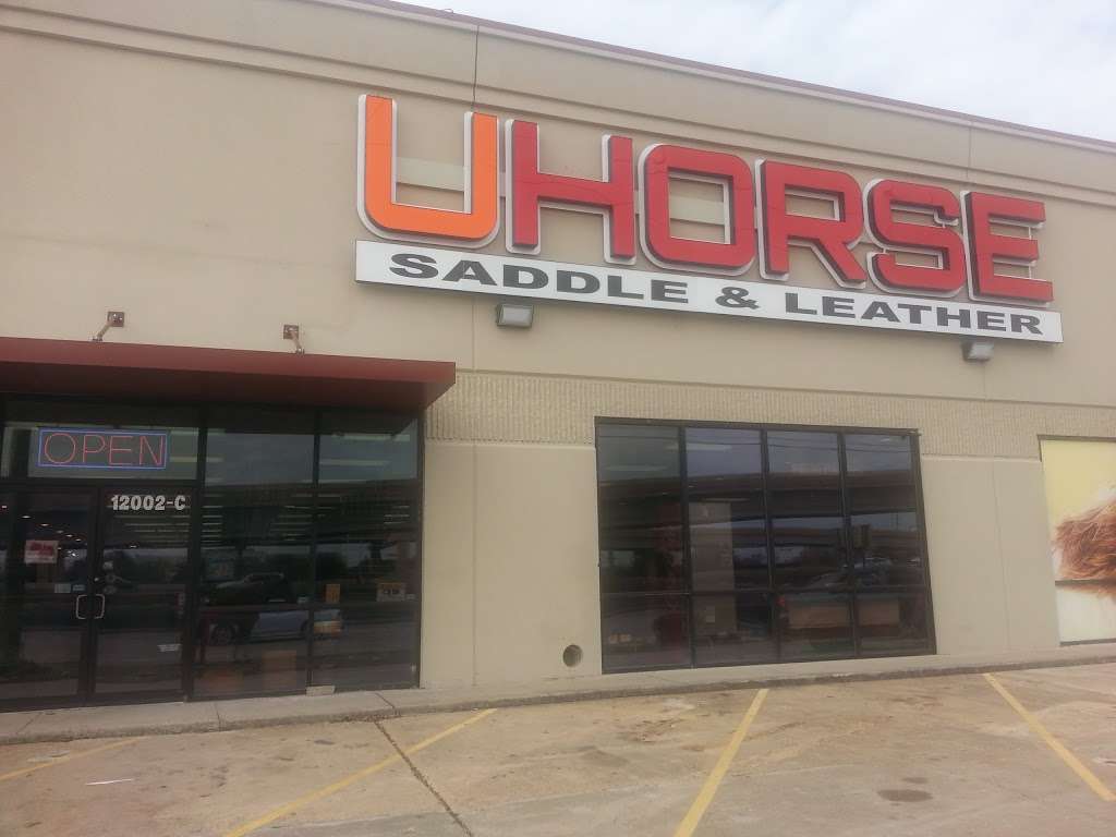 Hilason Saddles & Tack | 12002 Southwest Fwy, Meadows Place, TX 77477, USA | Phone: (713) 972-0404