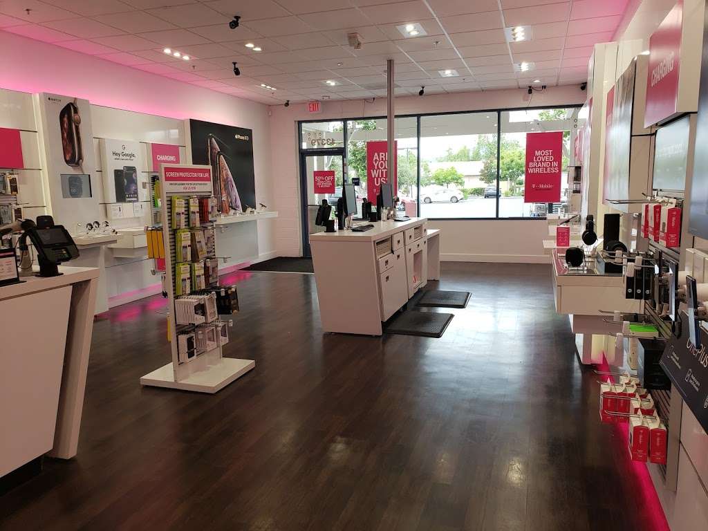 T-Mobile | 13379 Poway Rd, Poway, CA 92064, USA | Phone: (858) 883-2914